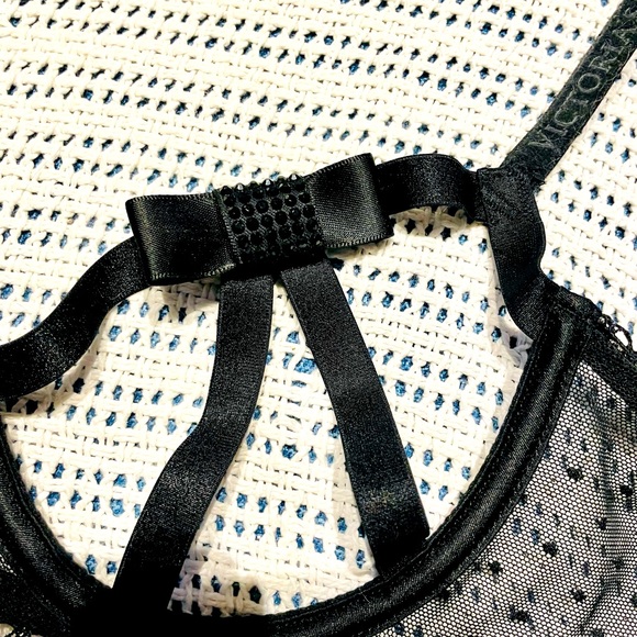 NWOT Victoria Secret Very Sexy Black Open Cup Bra w/ Rhinestone Bow Detail - Picture 6 of 8
